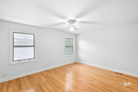 Tiny photo for 1118 Larraway Drive, Buffalo Grove, IL 60089 (MLS # 12497134)