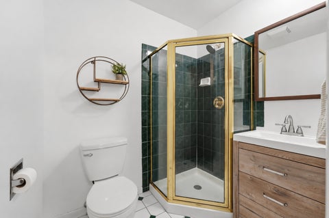 Tiny photo for 761 Garfield Avenue #B, Libertyville, IL 60048 (MLS # 12762535)