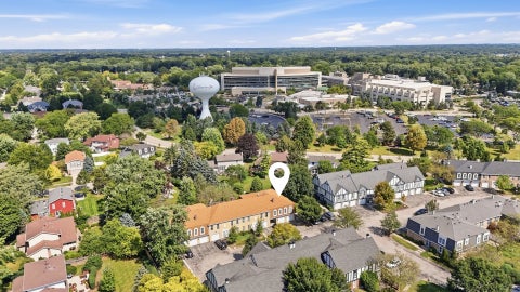 Tiny photo for 761 Garfield Avenue #B, Libertyville, IL 60048 (MLS # 12762535)