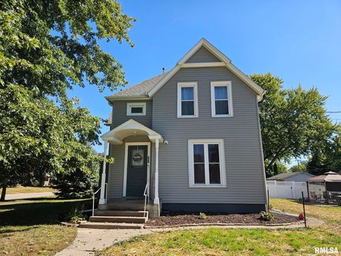 Photo of 707 9TH Avenue, Durant, IA 52747 (MLS # QC4268303)