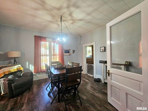 Tiny photo for 707 9TH Avenue, Durant, IA 52747 (MLS # QC4268303)