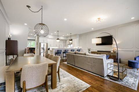 Tiny photo for 3737 N Damen Avenue #1, Chicago, IL 60618 (MLS # 12666314)