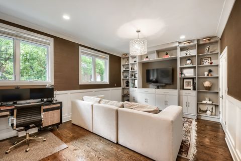 Tiny photo for 3737 N Damen Avenue #1, Chicago, IL 60618 (MLS # 12666314)