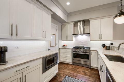 Tiny photo for 3737 N Damen Avenue #1, Chicago, IL 60618 (MLS # 12666314)