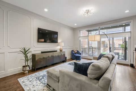 Tiny photo for 3737 N Damen Avenue #1, Chicago, IL 60618 (MLS # 12666314)
