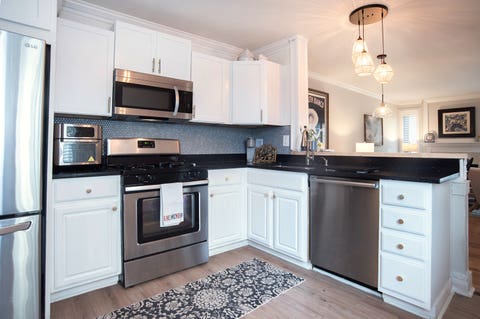 Tiny photo for 8 Westwood Drive, Indian Head Park, IL 60525 (MLS # 12736846)