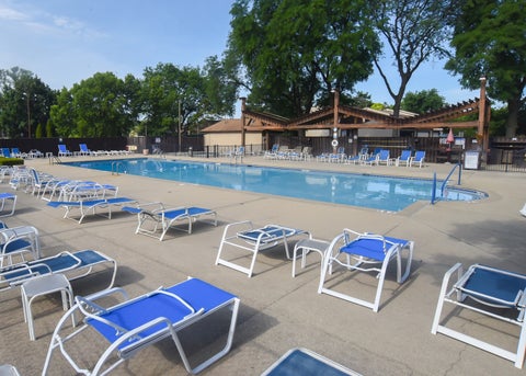 Tiny photo for 8 Westwood Drive, Indian Head Park, IL 60525 (MLS # 12736846)