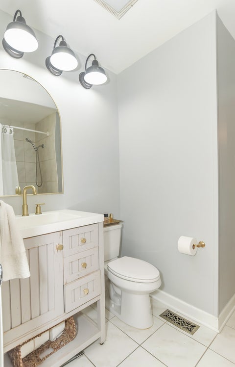 Tiny photo for 8 Westwood Drive, Indian Head Park, IL 60525 (MLS # 12736846)