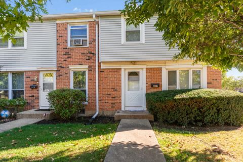 Photo of 4077 Club Tree Drive, Streamwood, IL 60107 (MLS # 12489961)