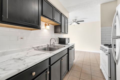 Tiny photo for 4077 Club Tree Drive, Streamwood, IL 60107 (MLS # 12489961)