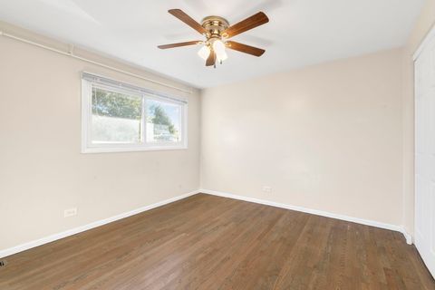 Tiny photo for 4077 Club Tree Drive, Streamwood, IL 60107 (MLS # 12489961)