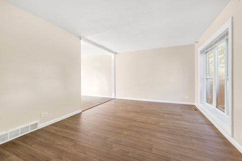 Tiny photo for 4077 Club Tree Drive, Streamwood, IL 60107 (MLS # 12489961)