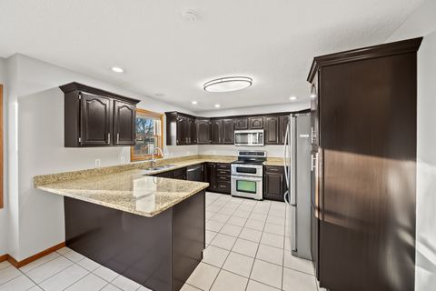 Tiny photo for 4700 Heatherstone Road, Bettendorf, IA 52722 (MLS # 12580461)