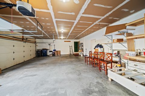 Tiny photo for 4700 Heatherstone Road, Bettendorf, IA 52722 (MLS # 12580461)