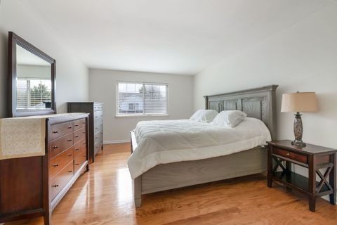 Tiny photo for 1653 Waterford Road, North Aurora, IL 60542 (MLS # 12675177)