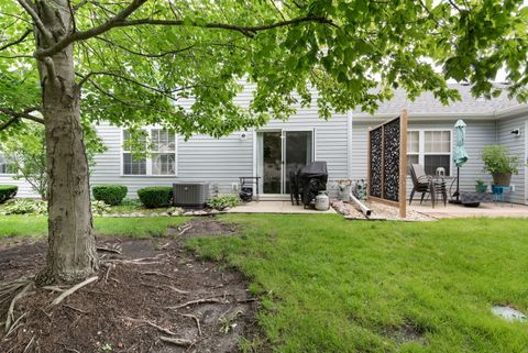 Tiny photo for 1653 Waterford Road, North Aurora, IL 60542 (MLS # 12675177)