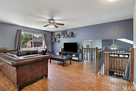 Tiny photo for 3615 W Drake Court, McHenry, IL 60050 (MLS # 12658503)