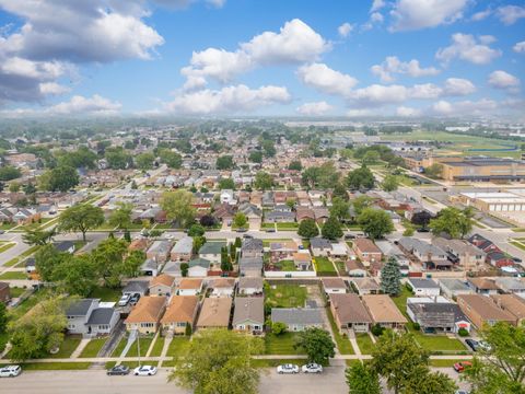 Tiny photo for 7740 Monitor Avenue, Burbank, IL 60459 (MLS # 12519233)