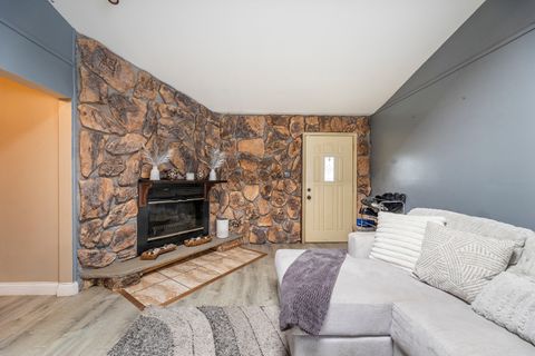 Tiny photo for 7740 Monitor Avenue, Burbank, IL 60459 (MLS # 12519233)