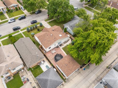 Tiny photo for 7740 Monitor Avenue, Burbank, IL 60459 (MLS # 12519233)