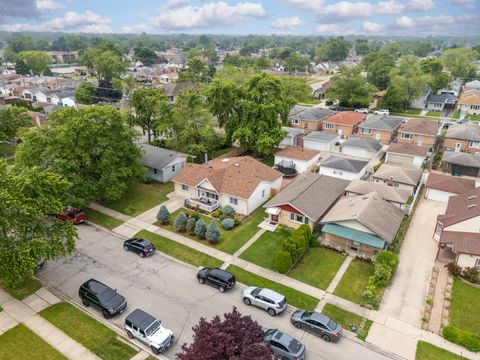 Tiny photo for 7740 Monitor Avenue, Burbank, IL 60459 (MLS # 12519233)