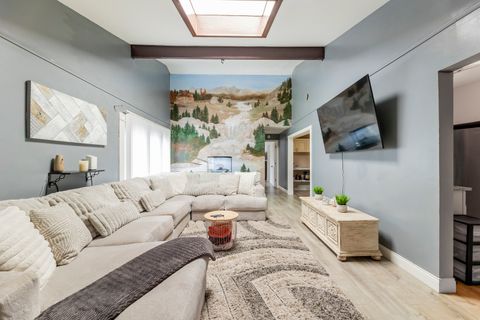 Tiny photo for 7740 Monitor Avenue, Burbank, IL 60459 (MLS # 12519233)