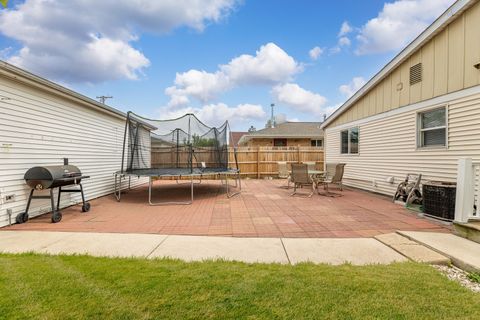 Tiny photo for 7740 Monitor Avenue, Burbank, IL 60459 (MLS # 12519233)