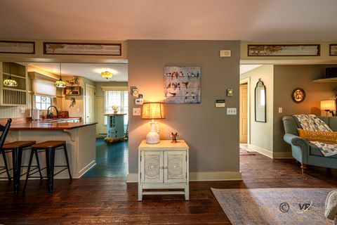 Tiny photo for 18 Settler Lane, Galena, IL 61036 (MLS # 12460989)