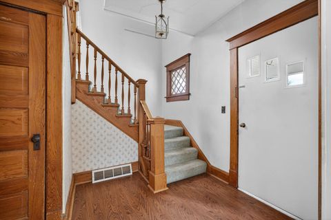 Tiny photo for 908 Grand Court, Davenport, IA 52803 (MLS # 12575933)