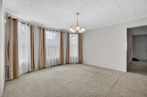 Tiny photo for 908 Grand Court, Davenport, IA 52803 (MLS # 12575933)