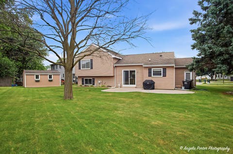 Tiny photo for 3611 W Drake Court, McHenry, IL 60050 (MLS # 12708191)