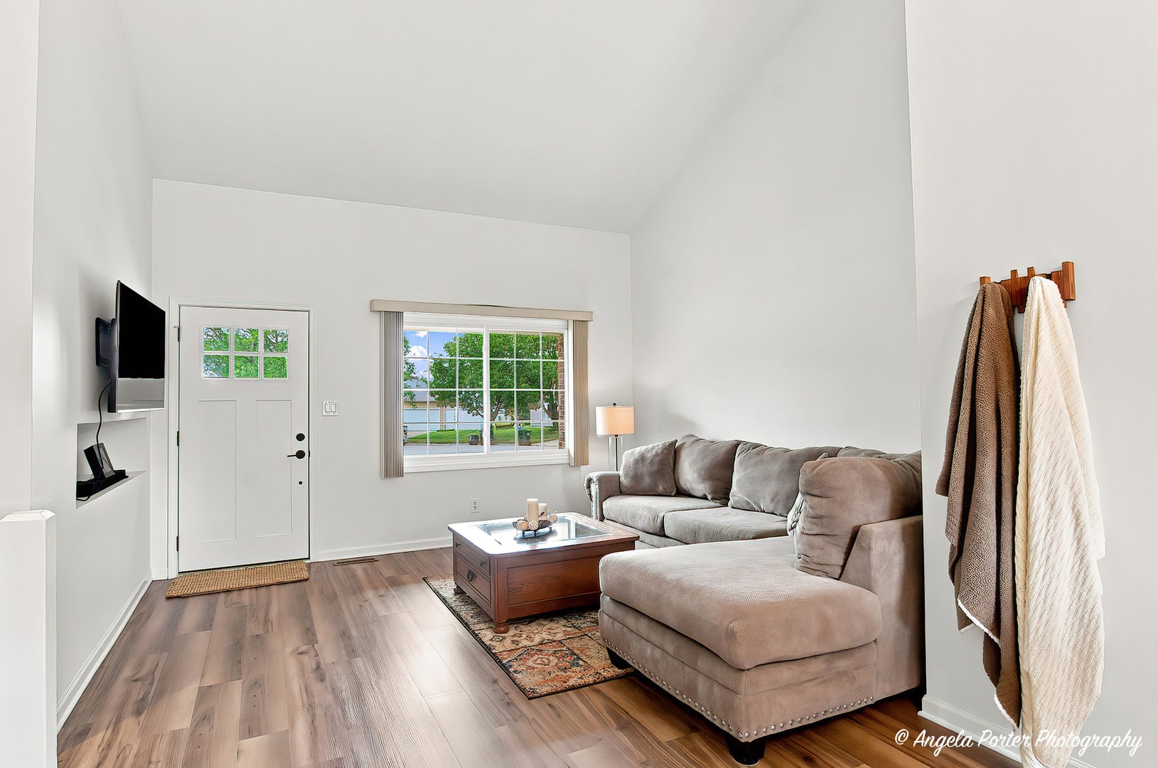 3611 W Drake Court