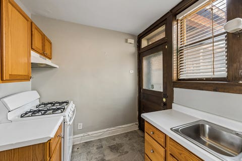Tiny photo for 5 Randolph Street #3C, Oak Park, IL 60302 (MLS # 12714989)
