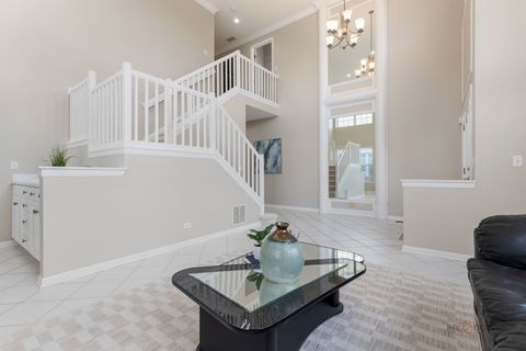 Tiny photo for 371 Sycamore Street, Vernon Hills, IL 60061 (MLS # 12593898)