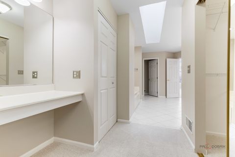 Tiny photo for 371 Sycamore Street, Vernon Hills, IL 60061 (MLS # 12593898)