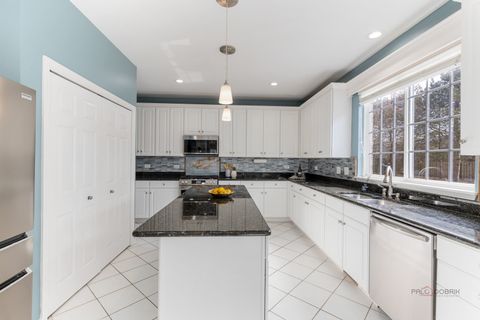 Tiny photo for 371 Sycamore Street, Vernon Hills, IL 60061 (MLS # 12593898)