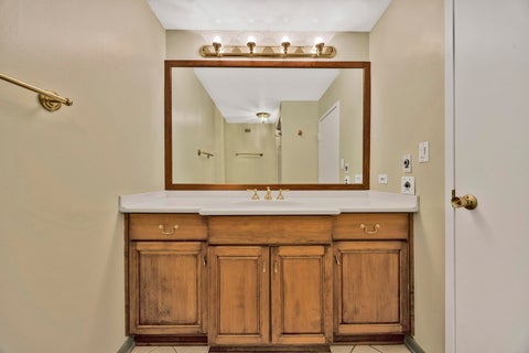 Tiny photo for 141 N LA GRANGE Road #901, La Grange, IL 60525 (MLS # 12769011)