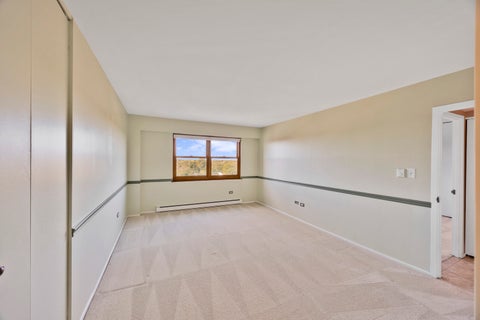 Tiny photo for 141 N LA GRANGE Road #901, La Grange, IL 60525 (MLS # 12769011)
