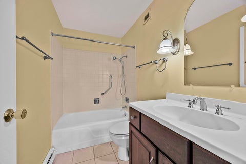 Tiny photo for 141 N LA GRANGE Road #901, La Grange, IL 60525 (MLS # 12769011)