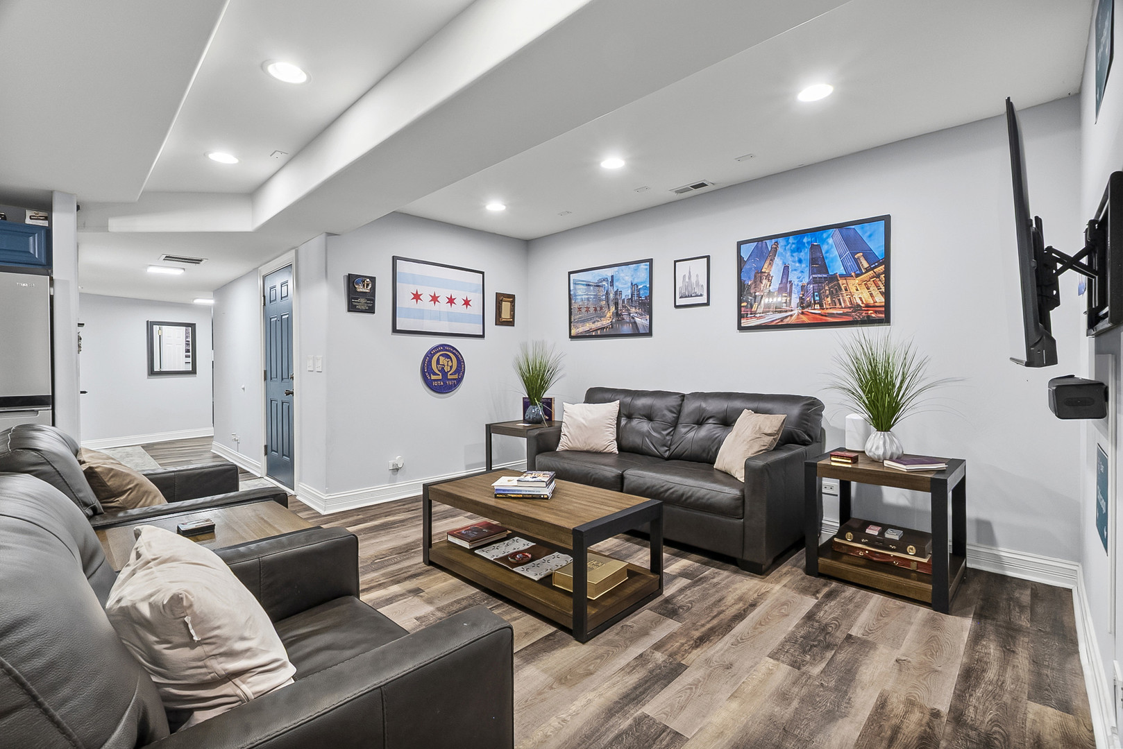 5001 S King Drive GN