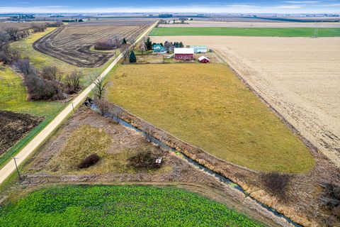 Tiny photo for 16645 Lasher Road, Hinckley, IL 60520 (MLS # 12524454)