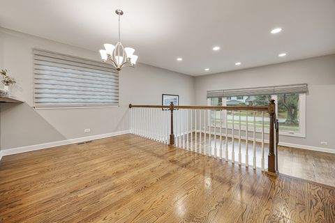 Tiny photo for 1811 AZALEA Lane, Mount Prospect, IL 60056 (MLS # 12671541)