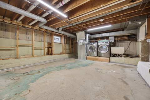 Tiny photo for 1811 AZALEA Lane, Mount Prospect, IL 60056 (MLS # 12671541)