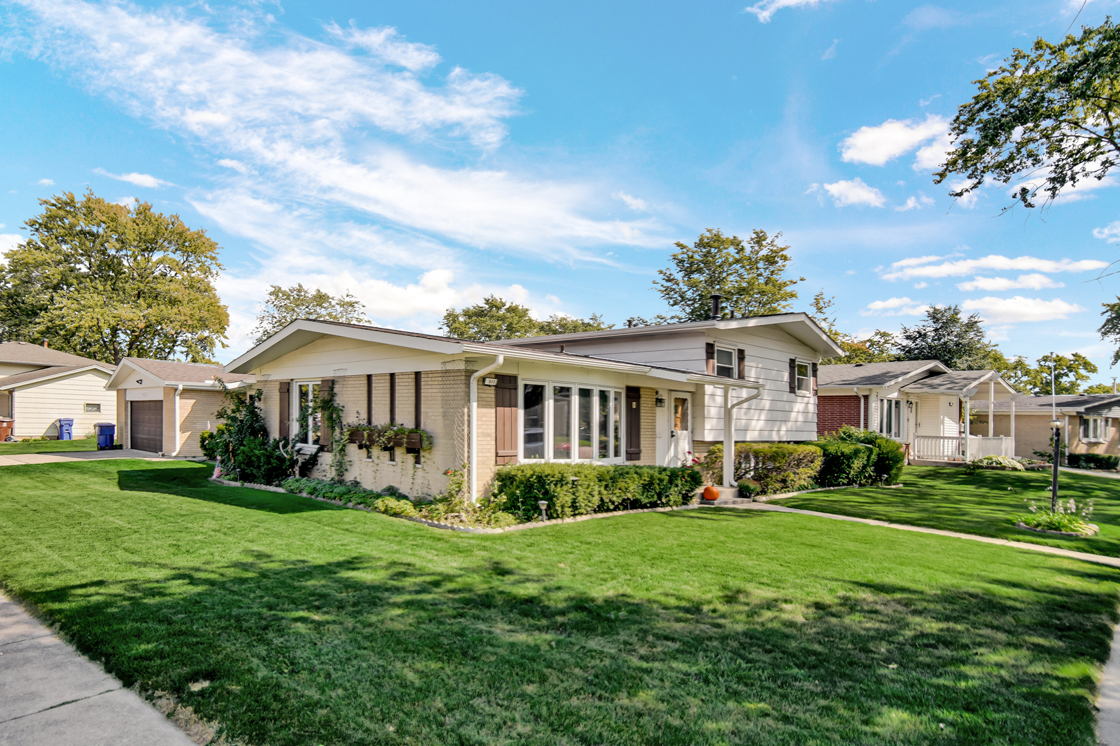 511 W Arquilla Drive