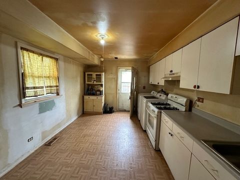 Tiny photo for 16783 94th Avenue, Orland Hills, IL 60487 (MLS # 12603875)