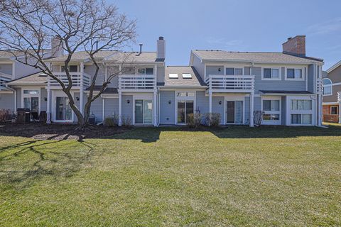 Tiny photo for 1120 Courtland Drive, Buffalo Grove, IL 60089 (MLS # 12576807)