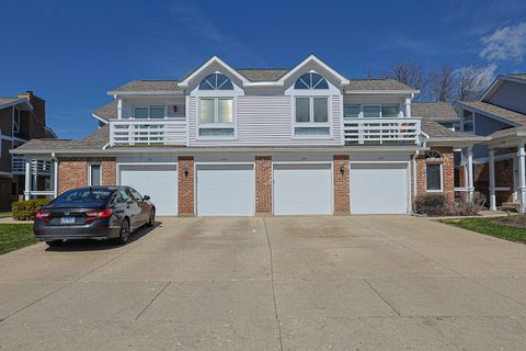 Tiny photo for 1120 Courtland Drive, Buffalo Grove, IL 60089 (MLS # 12576807)