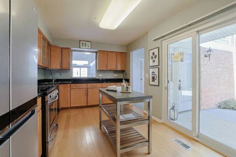 Tiny photo for 1120 Courtland Drive, Buffalo Grove, IL 60089 (MLS # 12576807)