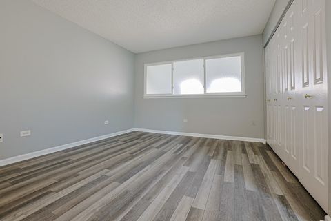 Tiny photo for 1120 Courtland Drive, Buffalo Grove, IL 60089 (MLS # 12576807)