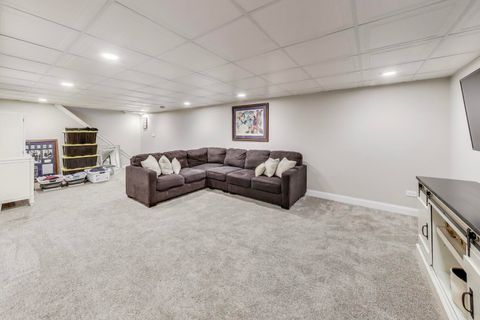 Tiny photo for 833 Fairlawn Avenue, Libertyville, IL 60048 (MLS # 12602467)